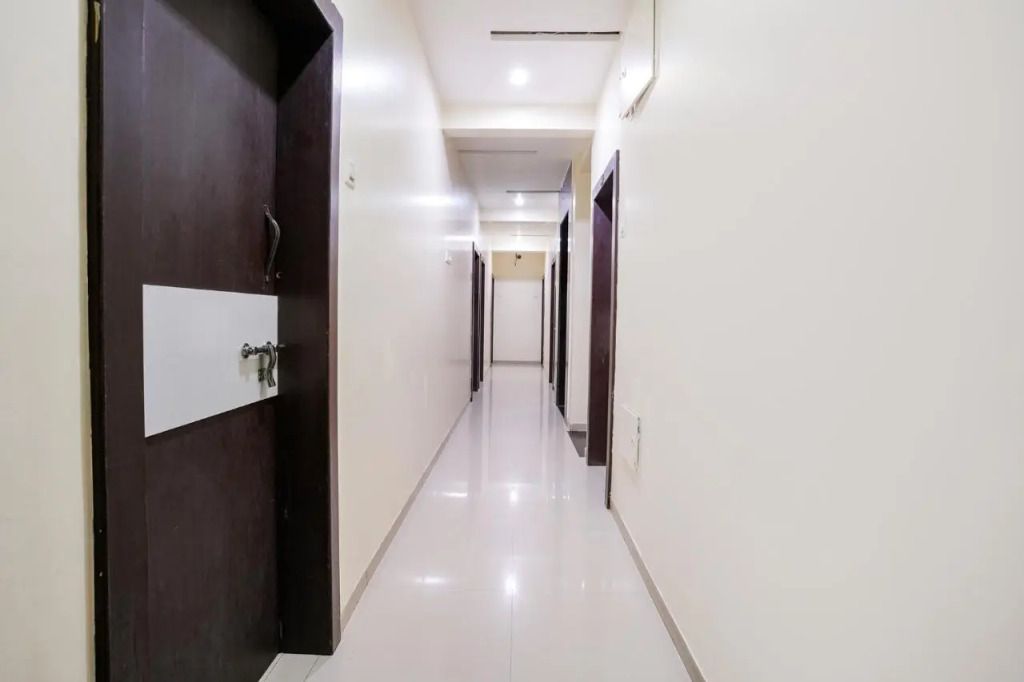 FabHotel Sai Govind