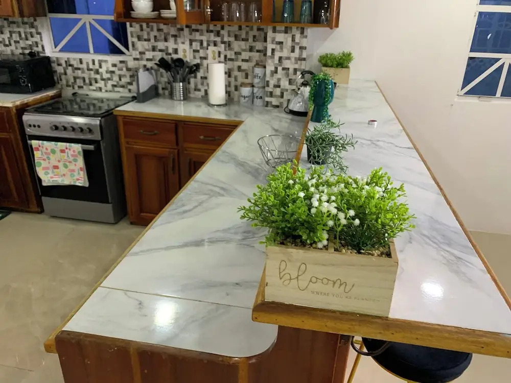 2 Bed Apartment - Sleeps 4 - Parking - Wifi