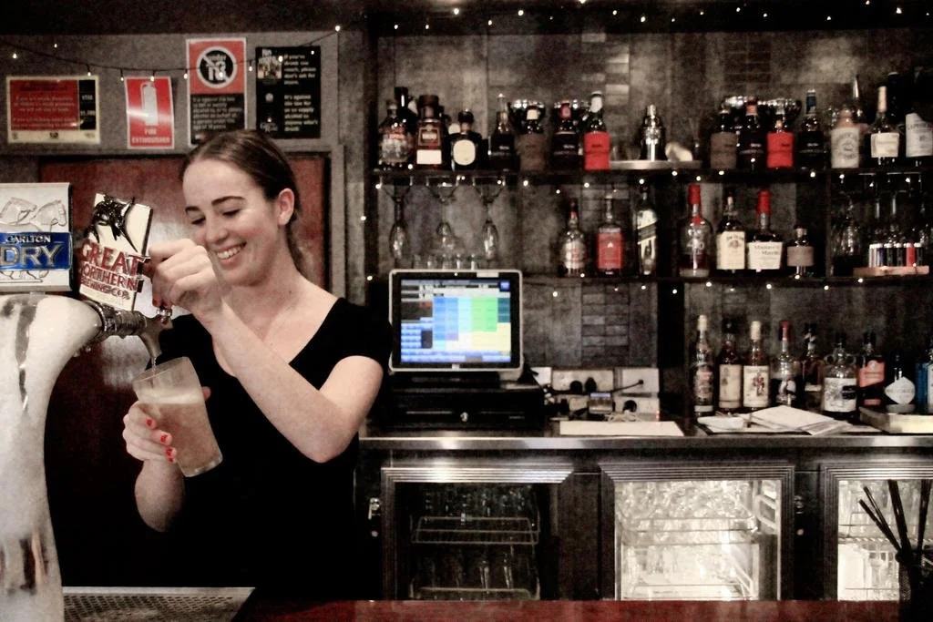 Bottlemart Express - Sportsmens Hotel