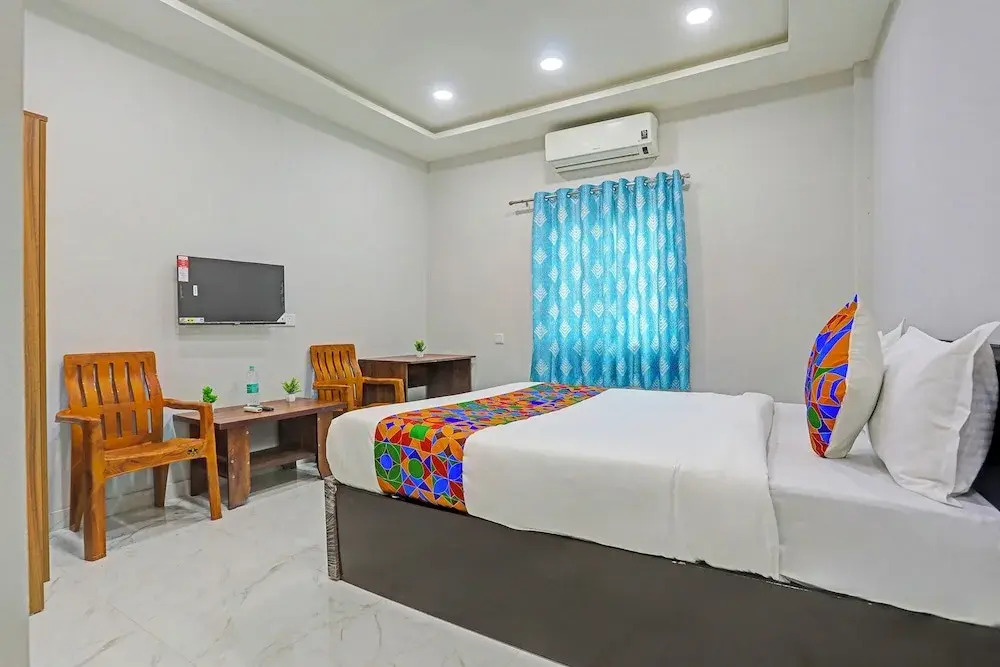 FabHotel Bluemoon Residency - Near Whitefield Main Road