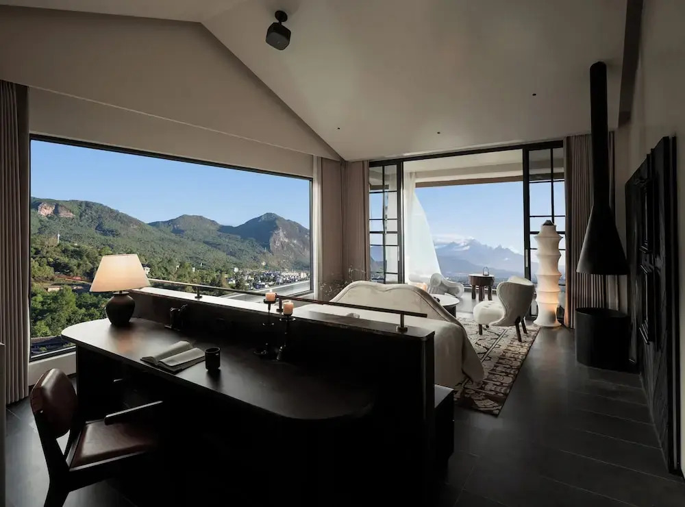 Lijiang jijian Xiangwang SOOOAN Luxury Resort Hotel