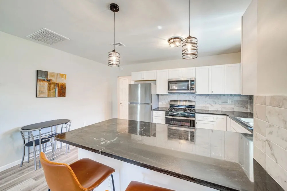 Remodeled Tulsa House w/ Yard ~ 4 Mi to Downtown!