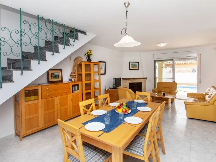 Holiday Home Villa Kikidona by Interhome