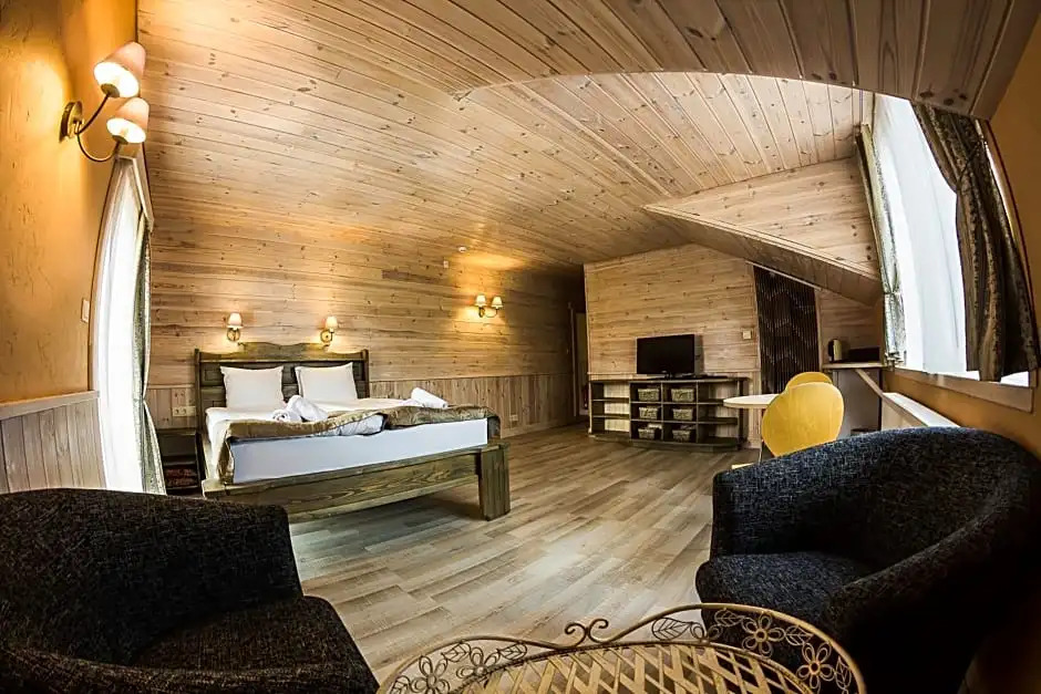 Agate Hotel