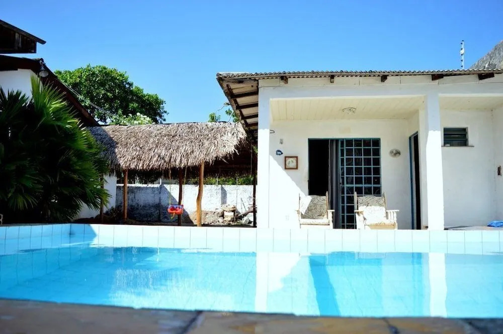 Hostel Caçari