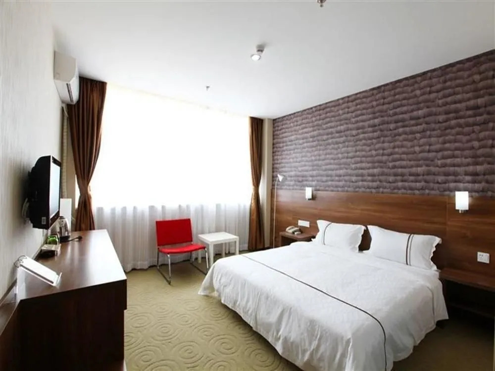 Yijia Garden Hotel