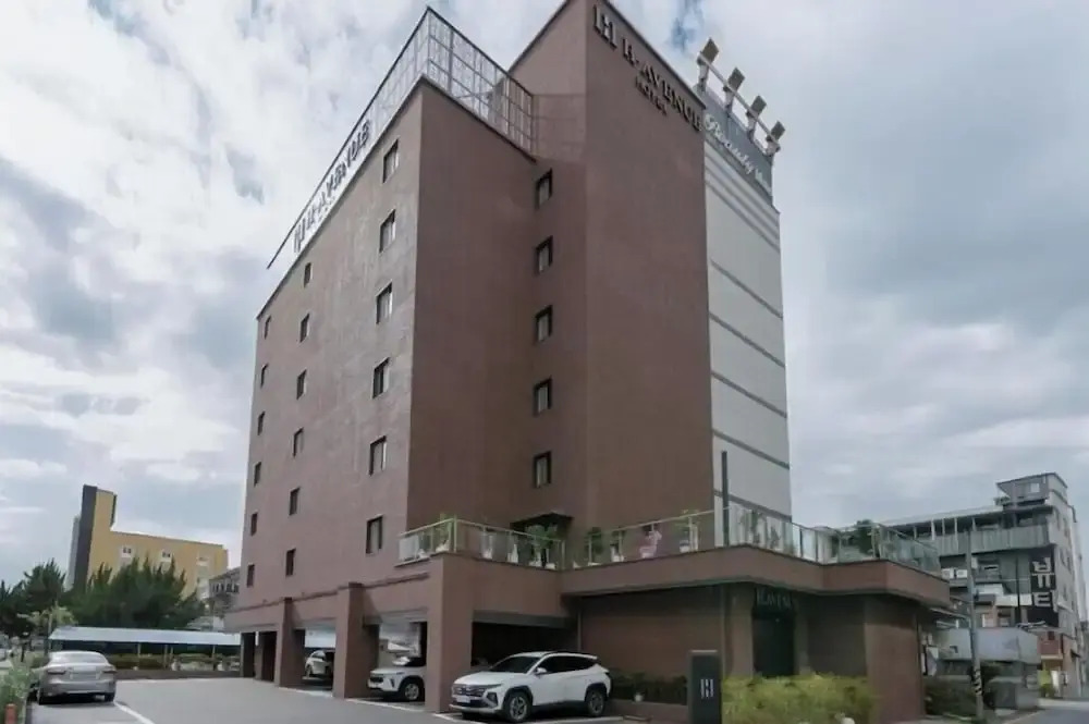 H Avenue Hotel Jeonju Terminal