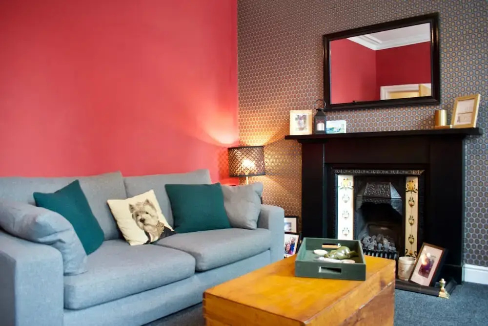 Stylish 1 Bedroom Edinburgh Home