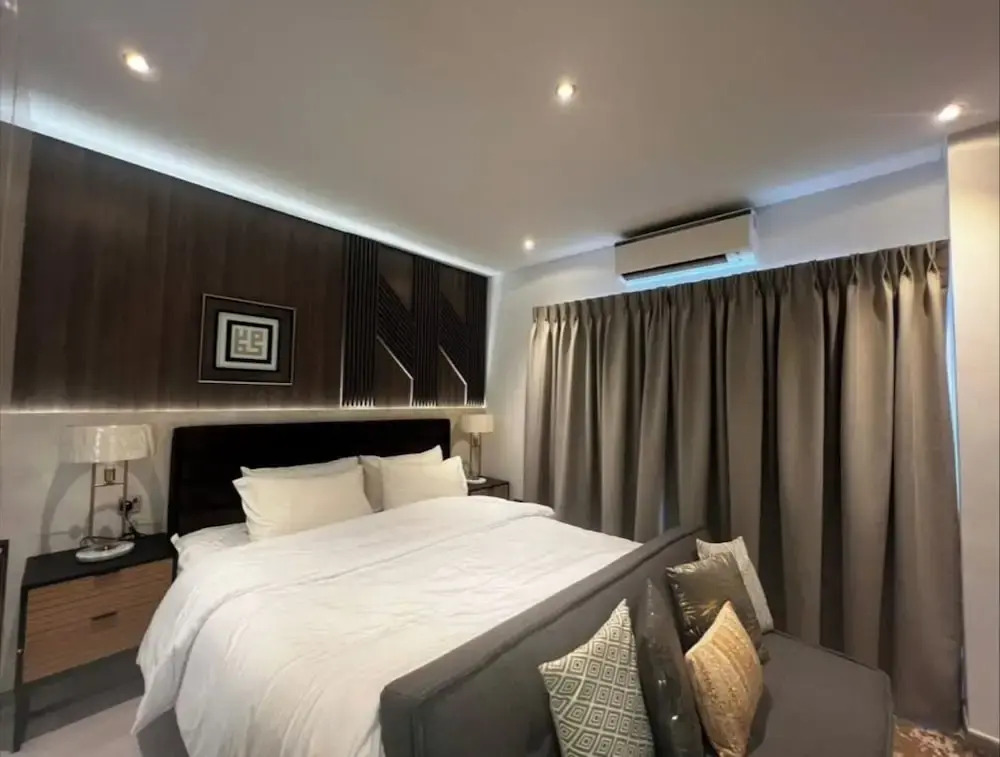 The City Landing Apartment The Signature