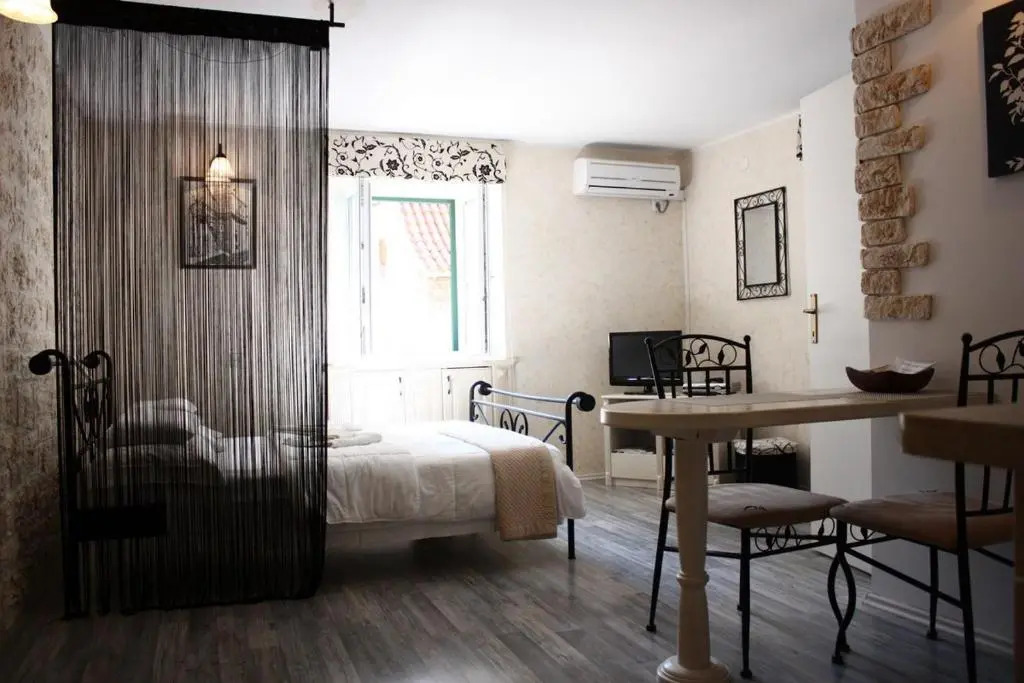 Old Town Apartment