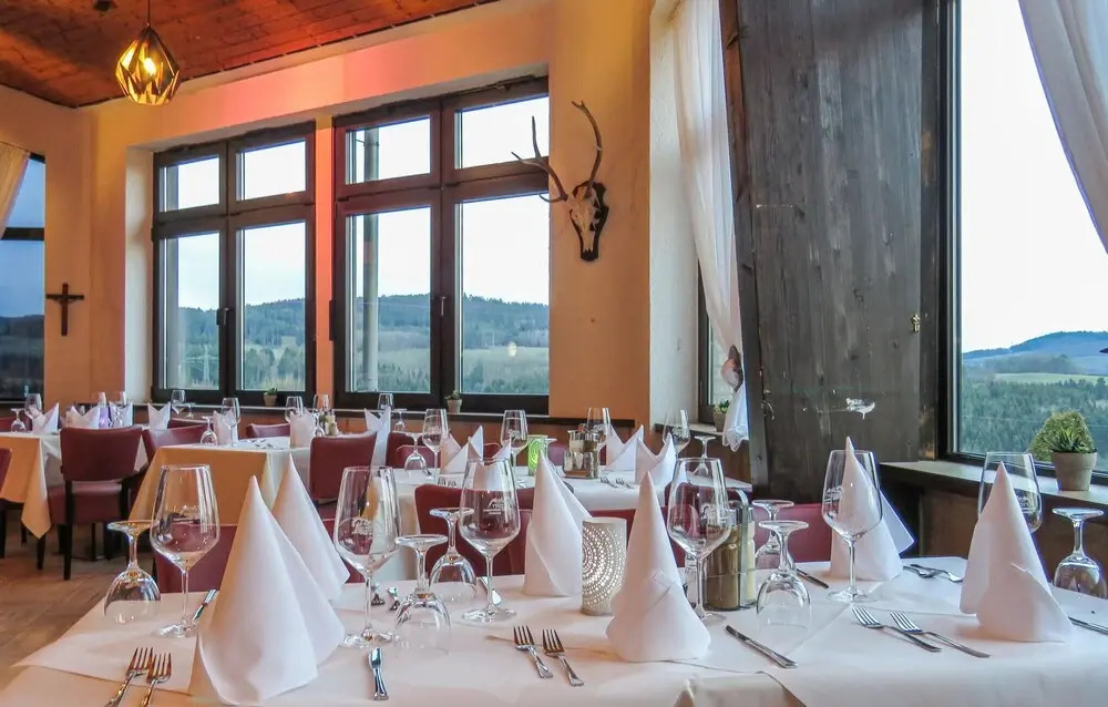 Lovely Home In Gerolstein With Wifi