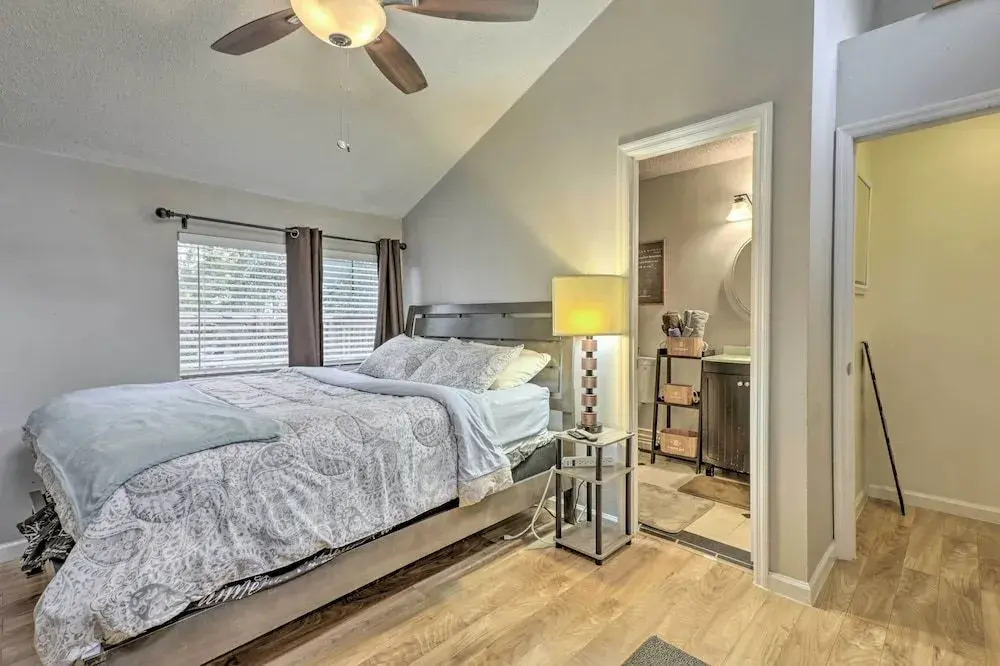 Lush, Serene Townhome ~ 3 Mi From FSU Campus