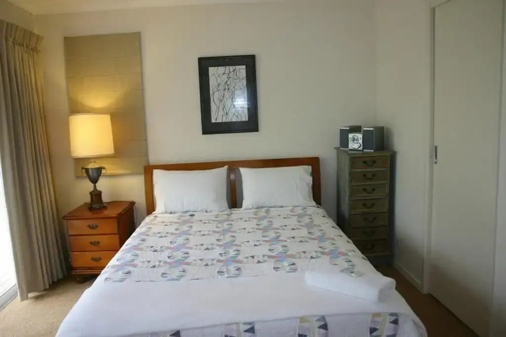 Noosa Terrace & Belmondos Waterfront Resort