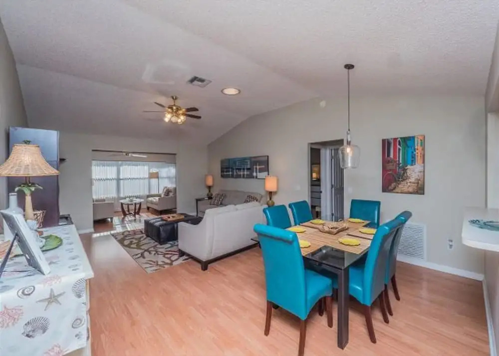 Augustine Drive 1820 by White Pelican VR