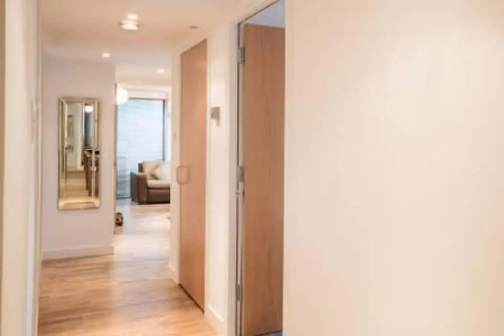 2 Bedroom Apartment Off Royal Mile