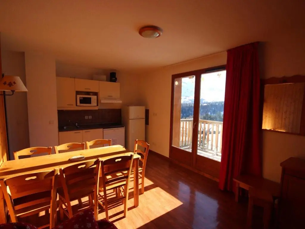 Appartement Le Dévoluy, 4 pièces, 8 personnes - FR-1-504-429