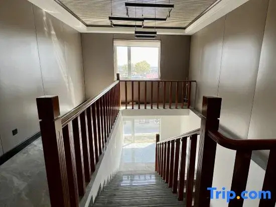 Huidu Hotel