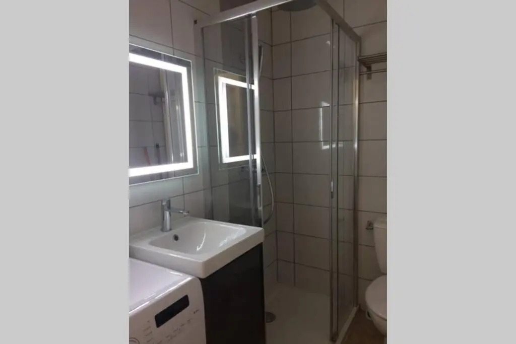 Studio Lumineux Avec Balcon 2/4 Pers. Plein Centre