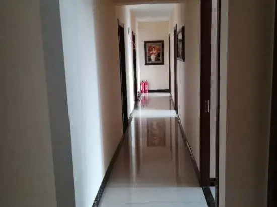 Xuefu E-sports Hotel (Jiamusi University)