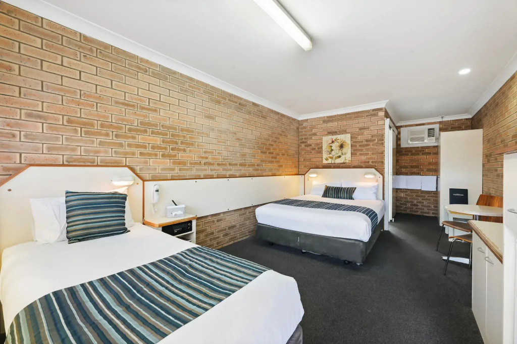 Garden City Motor Inn