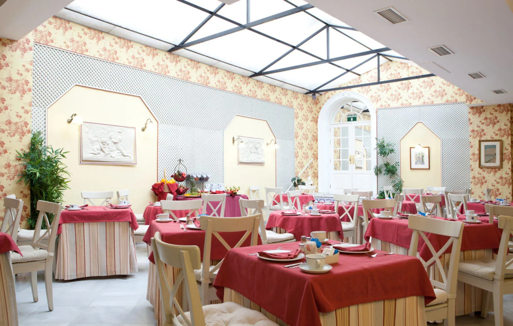 Hotel Doña María