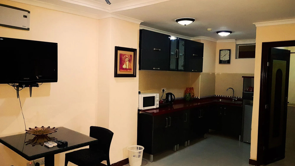 Urban Rose Hotel & Apartments