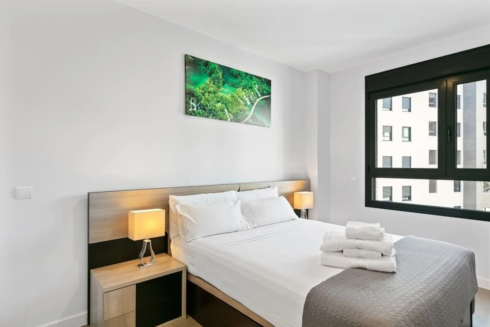 Stunning 2 Bed Apt, Sleeps 6 nr Adelfas