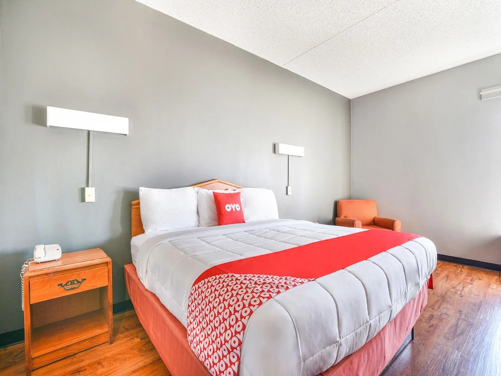 OYO Townhouse Inn Jacksonville near LittleRock AFB
