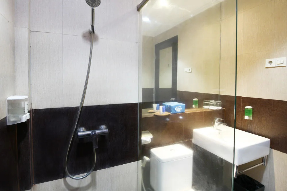 艾里泗水萨瓦汉克兰甘酒店(Airy Sawahan Kranggan Surabaya)