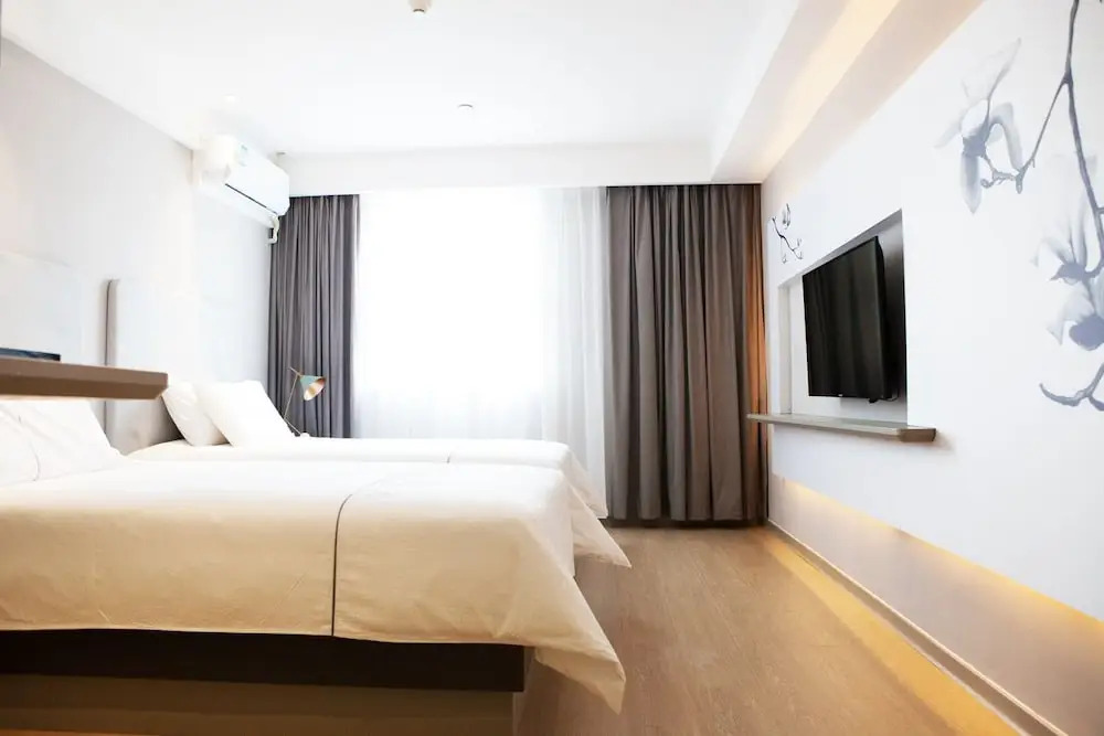 Magnotel Hotel of  Commercial Street Yulong Road Binhai Yancheng