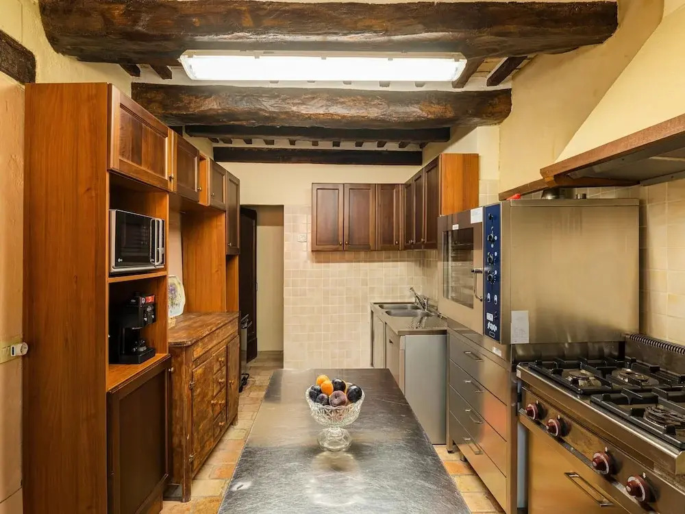 Scenic Stay in Le Marche