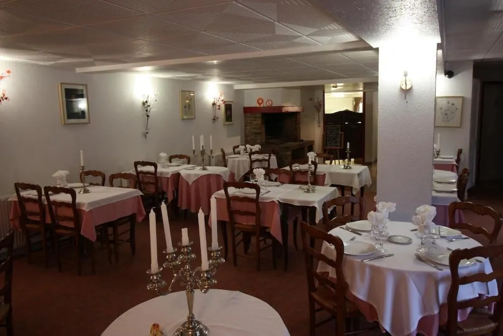 Hotel Restaurant Les Deux Sapins