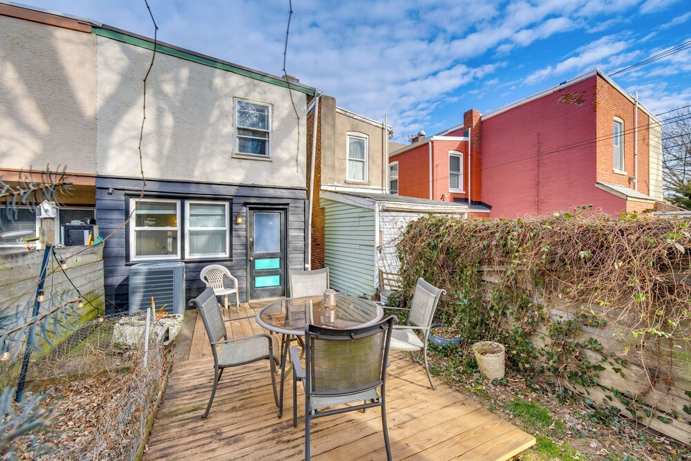 WFH Space & Yard! Walkable Lancaster Row Home