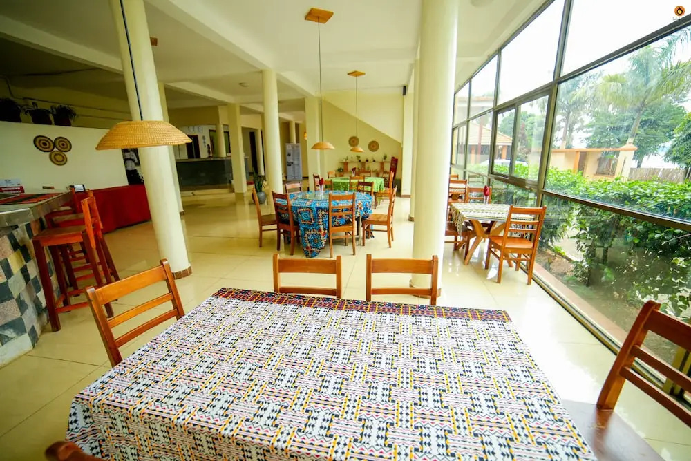 Lakefront Hotel Entebbe