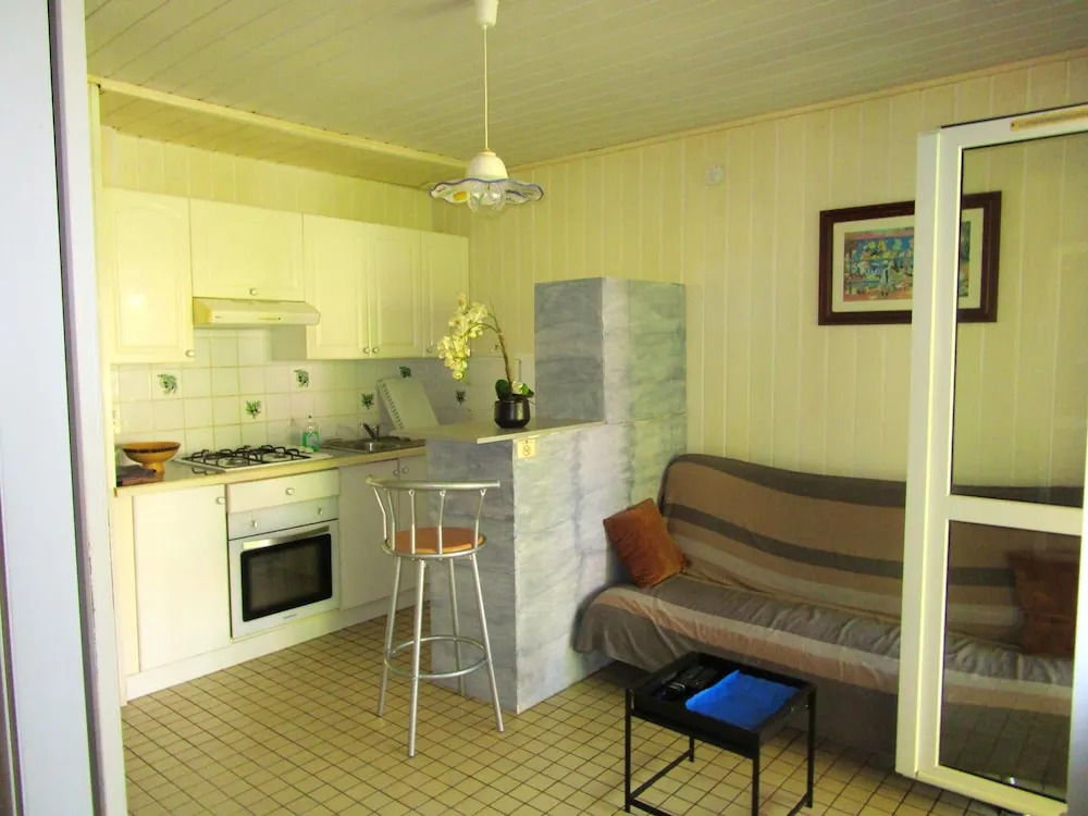 Bungalow With 2 Bedrooms in Bouillante, With Wonderful sea View, Furnished Garden and Wifi - 100 m From the Beach