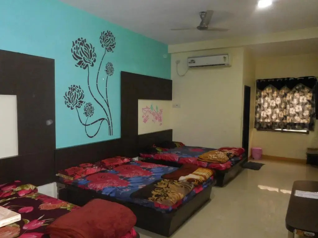 Hotel Shri Radhe Krishna