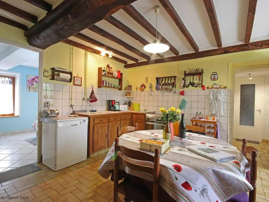 Maison de campagne spacieuse avec grand jardin, animaux acceptés - FR-1-497-99