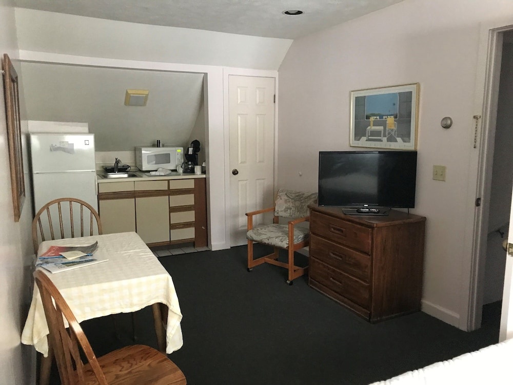 Traverse Bay Inn