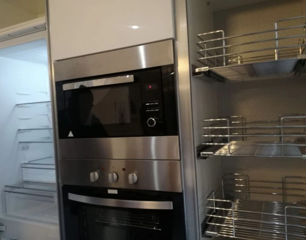 Inviting Stylish 3-bed House With Community Spaces