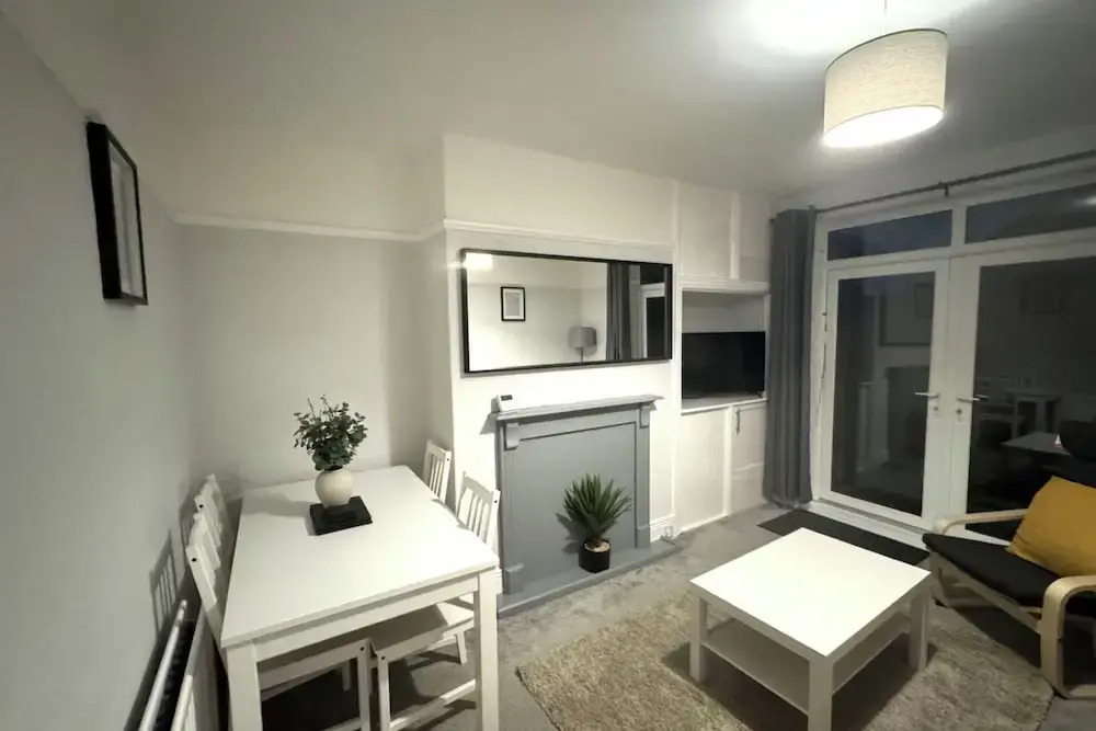 Kentmere Apartment - 2 Bedroom