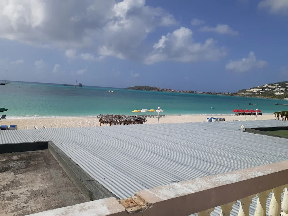 Calinago Friendly Family Sxm