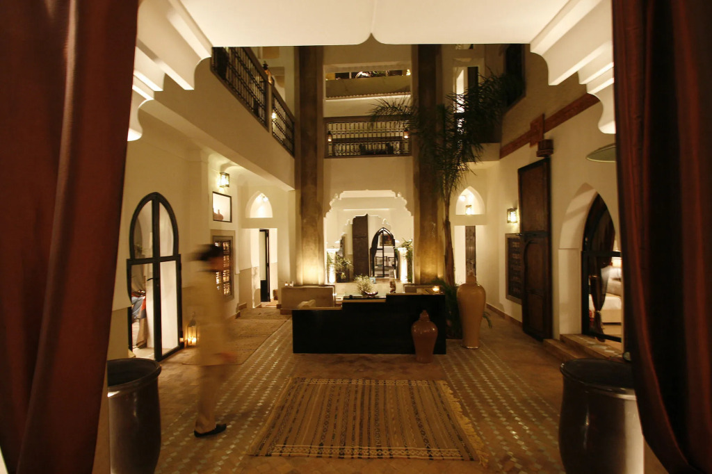 Riad 5 sens