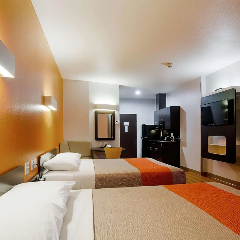 Motel 6 Midland, TX