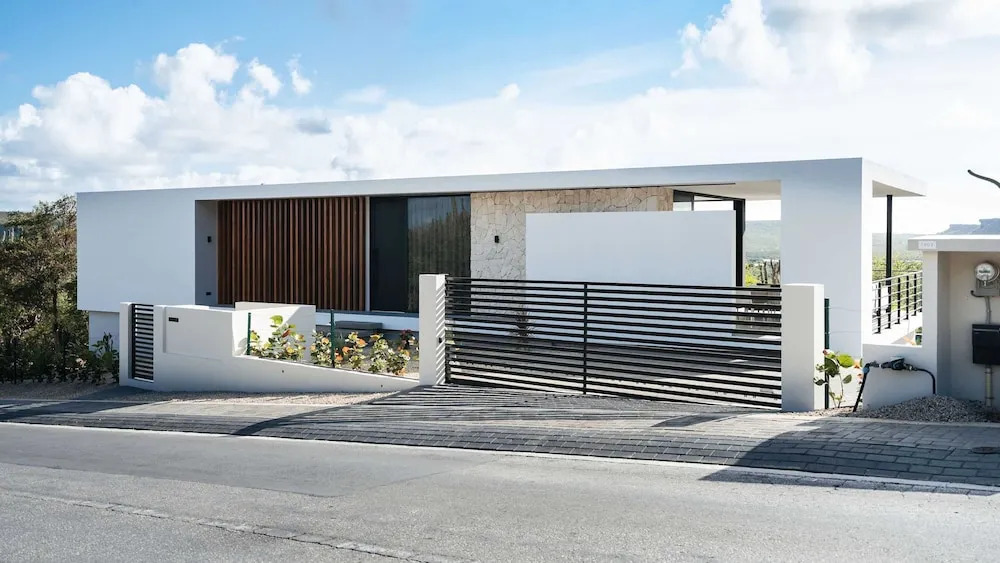 Villa Solara Cove Modern Design Luxury Nature