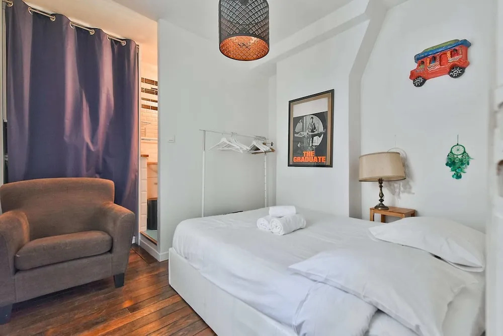 Superb Apartment at the Foot of the Sacré-coeur