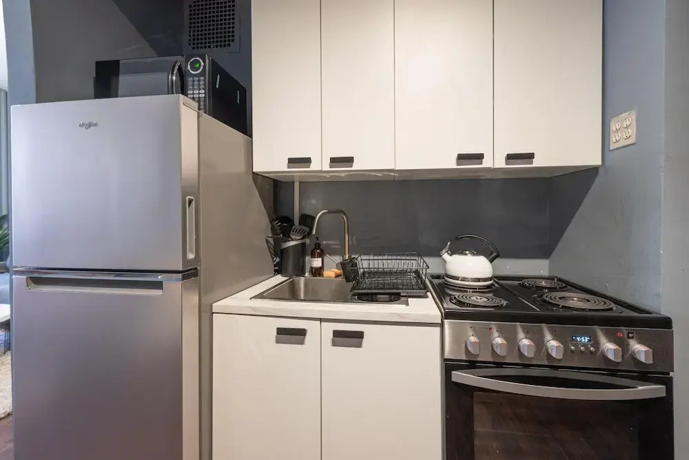 Dazzling Cozy 1 Bedroom Monthly Apartment