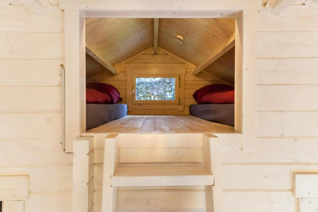 Sundowner Cabin
