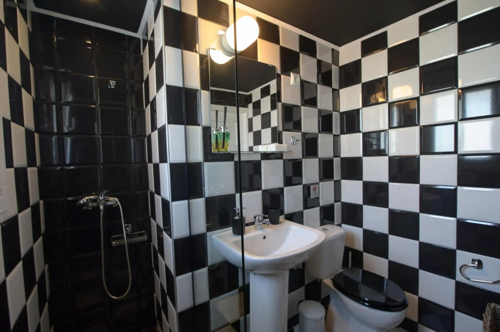 Smart renovated studio downtown Athens