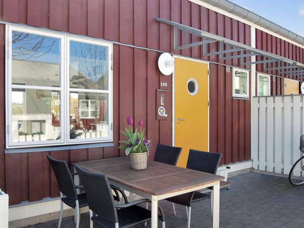"Idamarie" - 2m from the sea in Djursland and Mols