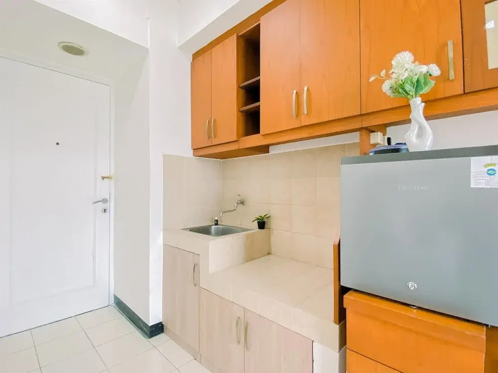 Good Place Studio Apartment At Taman Semanan Indah Cengkareng